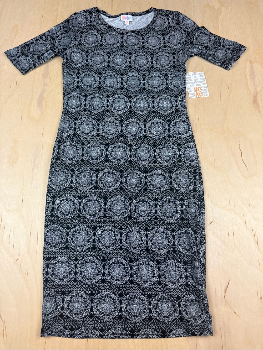 Women’s Black & Gray Patterned Julia Midi Dress
